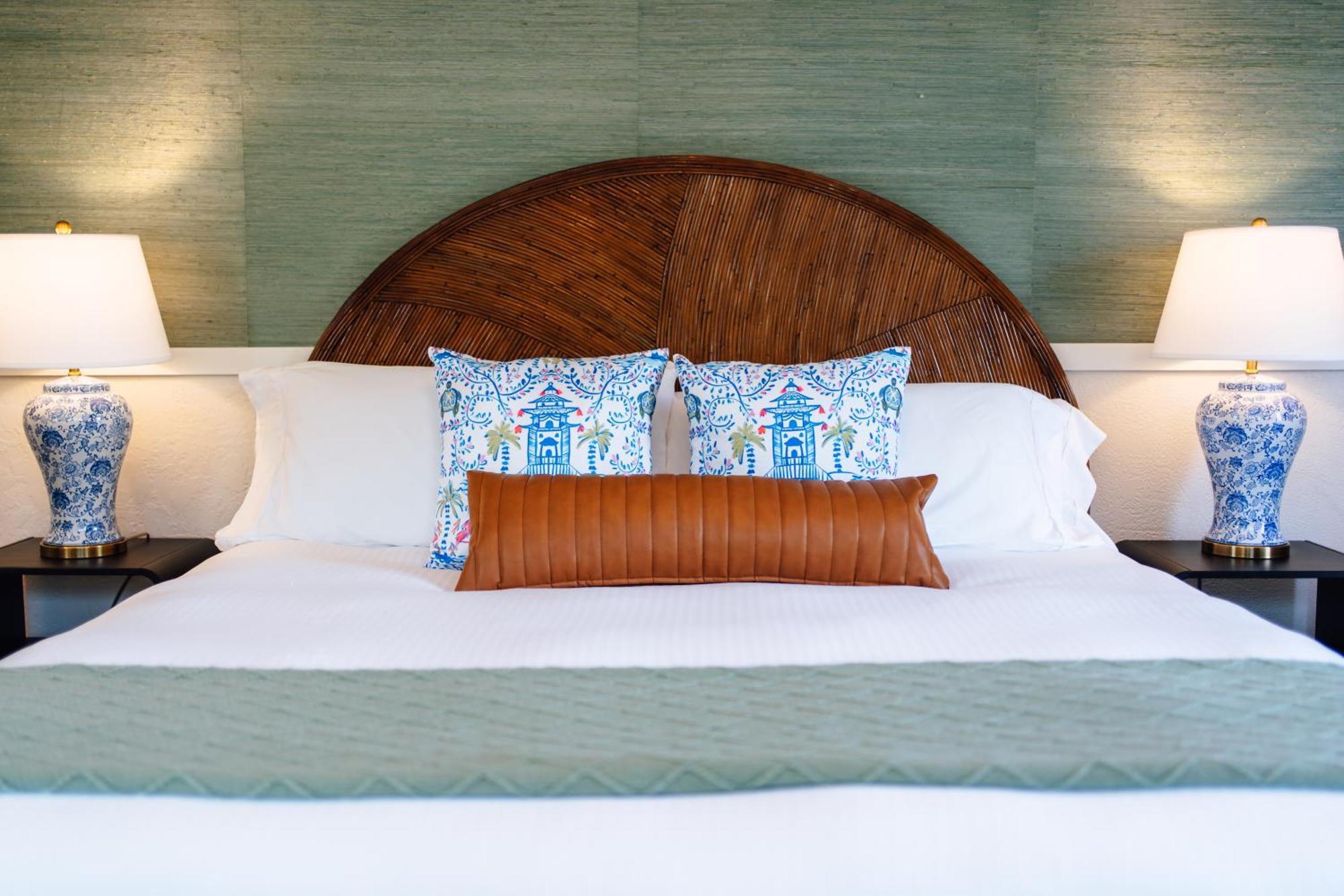 Swank Boutique Suites Ашленд Экстерьер фото
